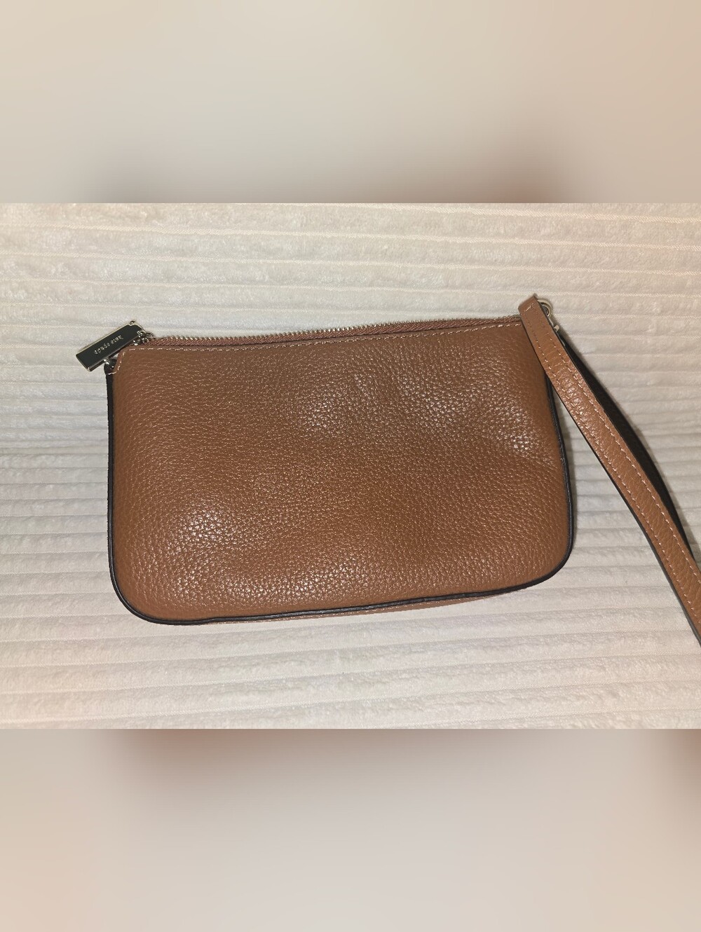 Small Kate Spade Pebbled Leather Convertible Wristlet - Picture 2 of 3